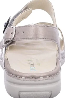 Klassische Sandalen beige