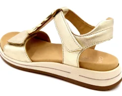 Klassische Sandalen gold