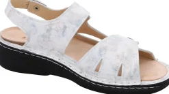Klassische Sandalen weiss
