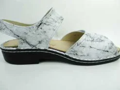Komfort Sandalen weiss