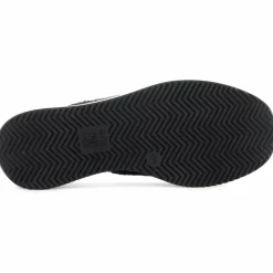 Sportliche Slipper